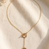 Gouden Y-ketting met Grace-hangerplaatje