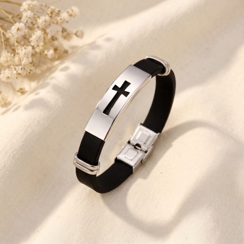 Zwarte herenarmband met siliconen band en stalen plaat met kruis
