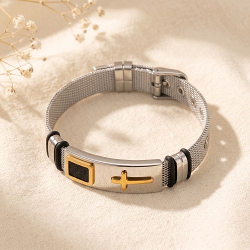 Stalen herenarmband met goud kruis op de plaat