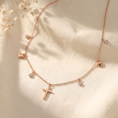 Ketting met kruis en hartjes - Rosé goud