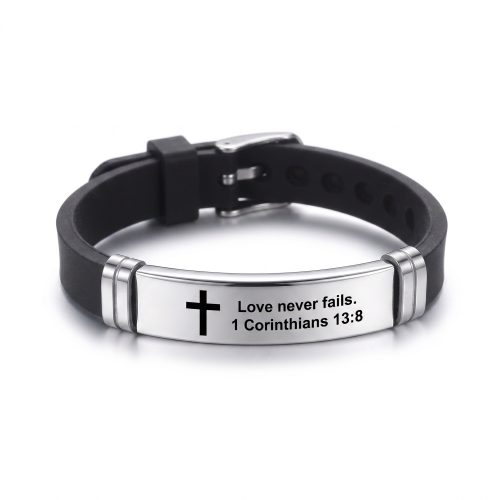 Unisex christelijke armband met bijbeltekst 1 Korinthe 13:8 op witte achtergrond